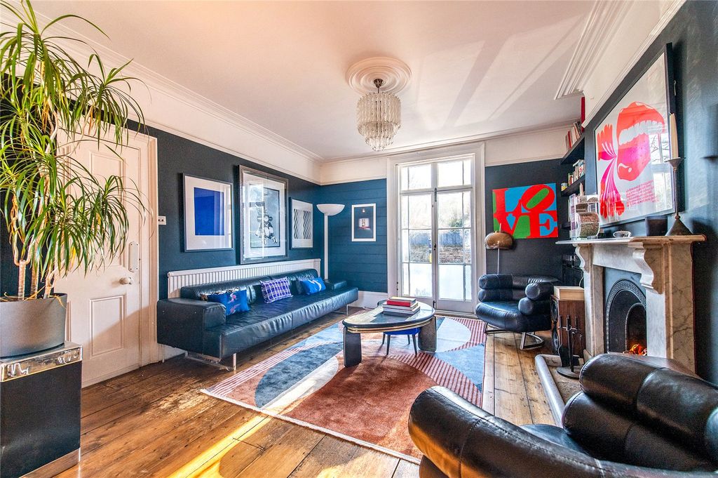 Property photo 1 of 33 Picture No. 21