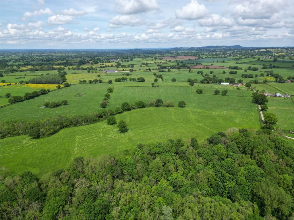 Property photo 3 of 3 Picture No. 10