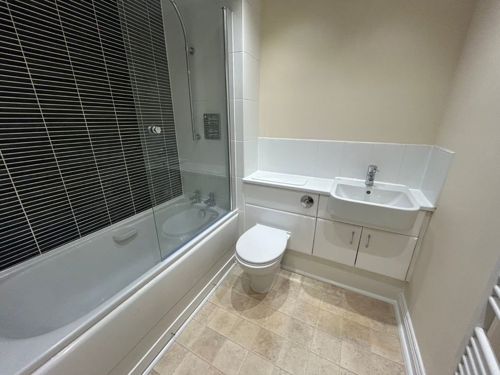 Property photo 3 of 4 Picture No. 01