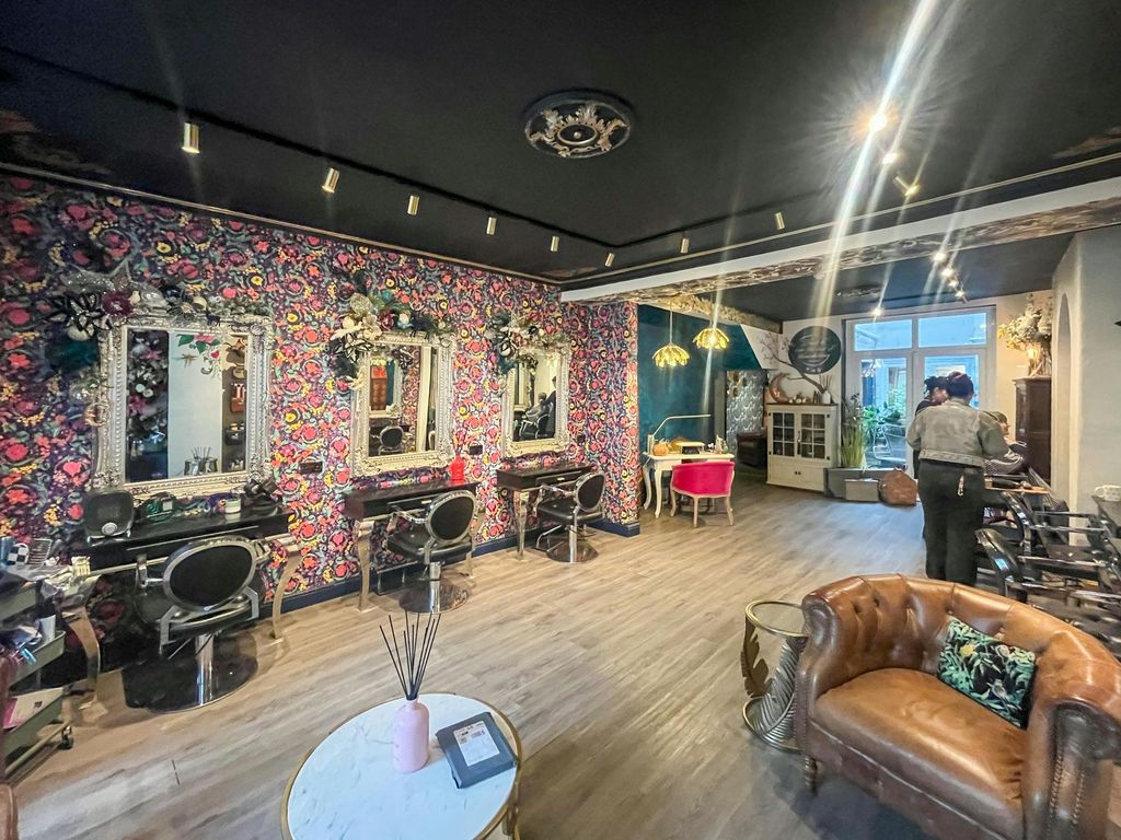 Property photo 2 of 8 4.Jpg