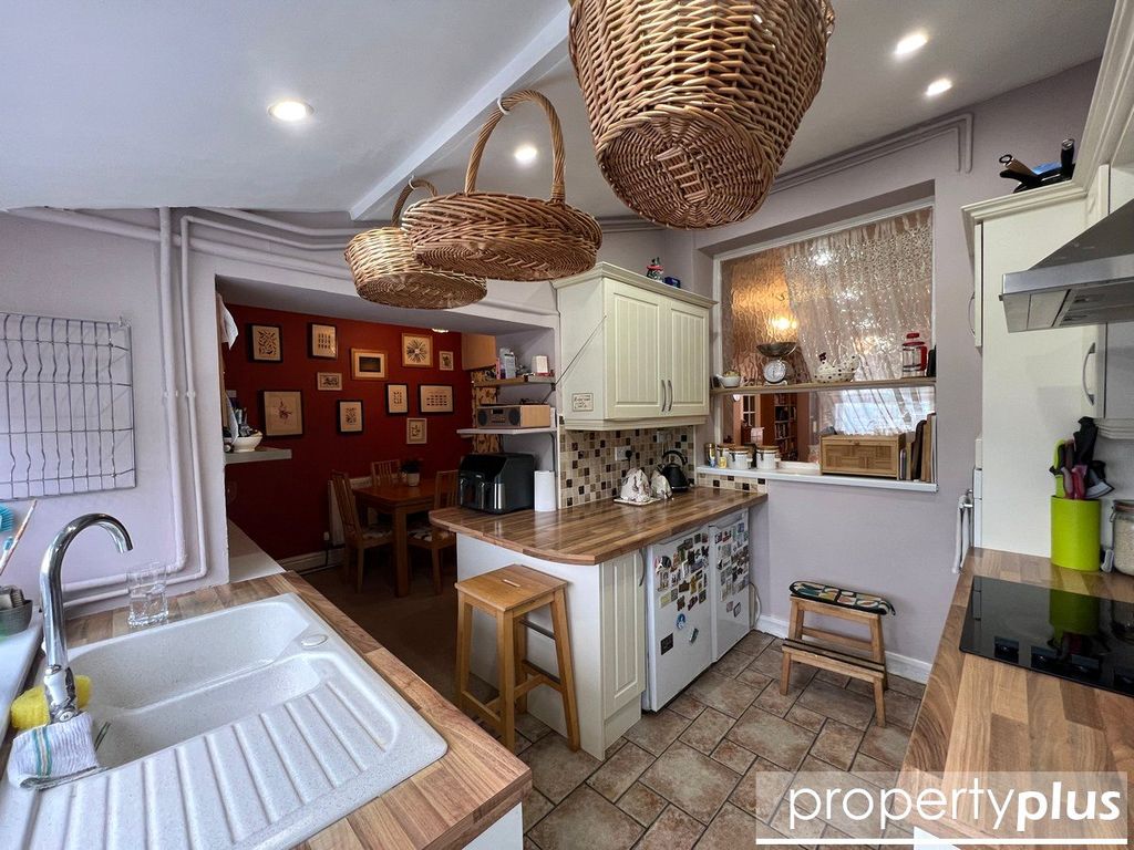 Property photo 2 of 24 Picture No. 39