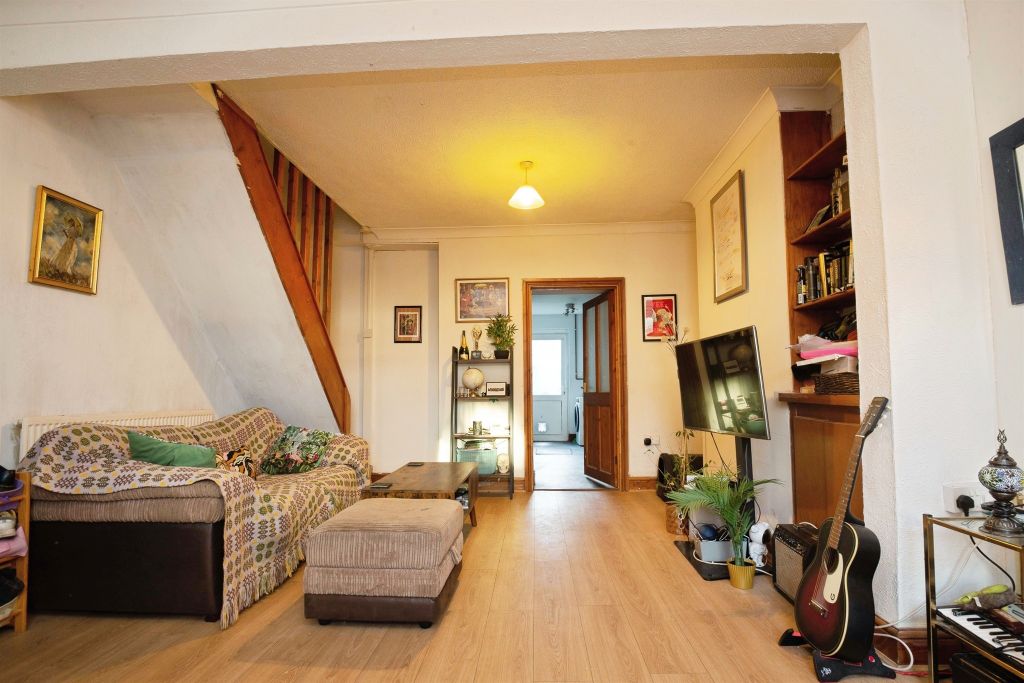 Property photo 3 of 15