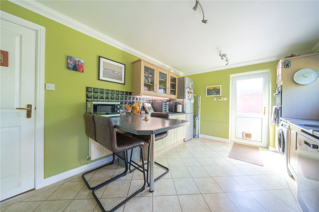 Additional image 4 of 4 bed detached house for saleBay Tree Close, Heathfield, East Sussex TN21