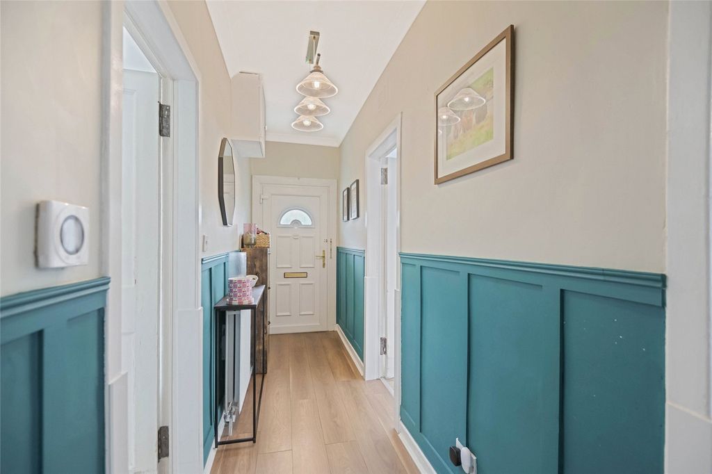 Property photo 3 of 19 Hallway
