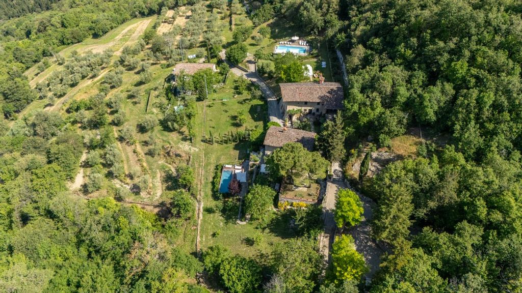 Property photo 2 of 36