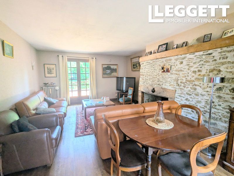 Property photo 3 of 10