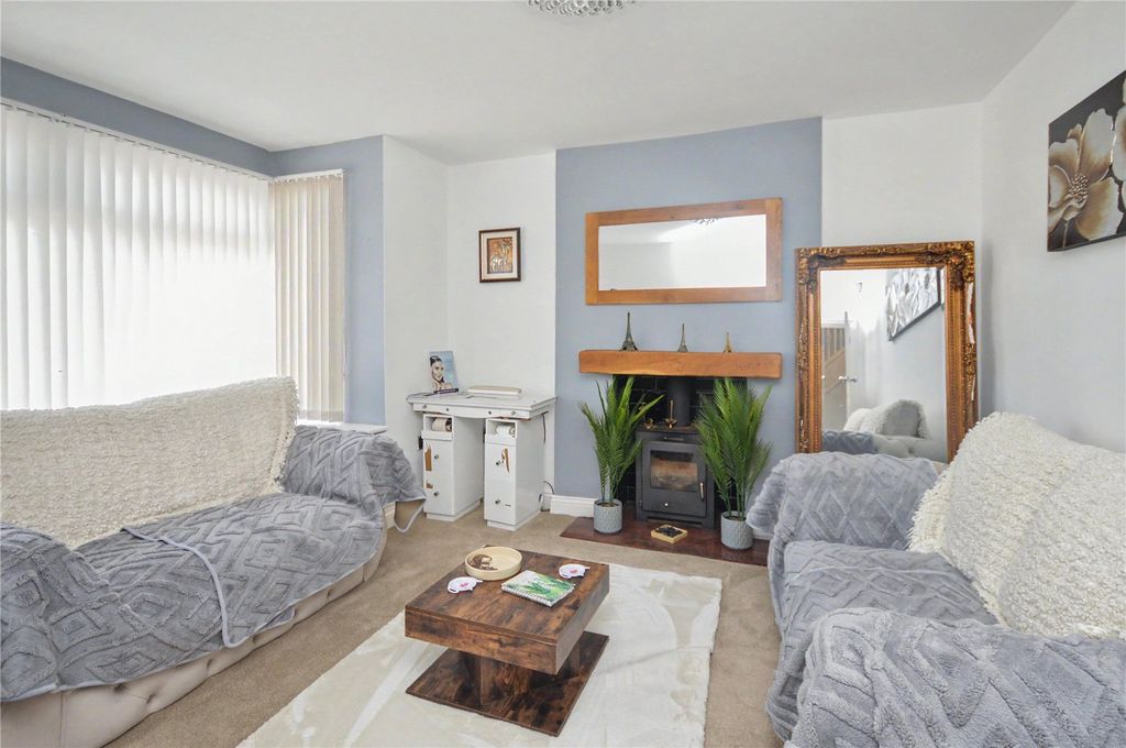 Property photo 2 of 9 Picture No. 04
