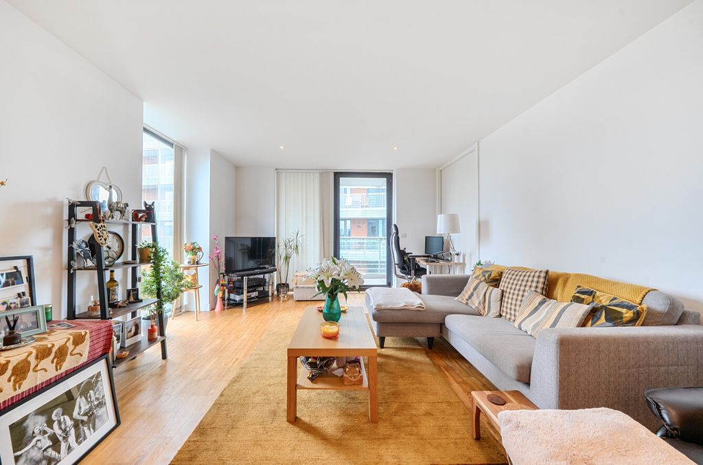 Property photo 2 of 22 1328280-18-68A5A4...