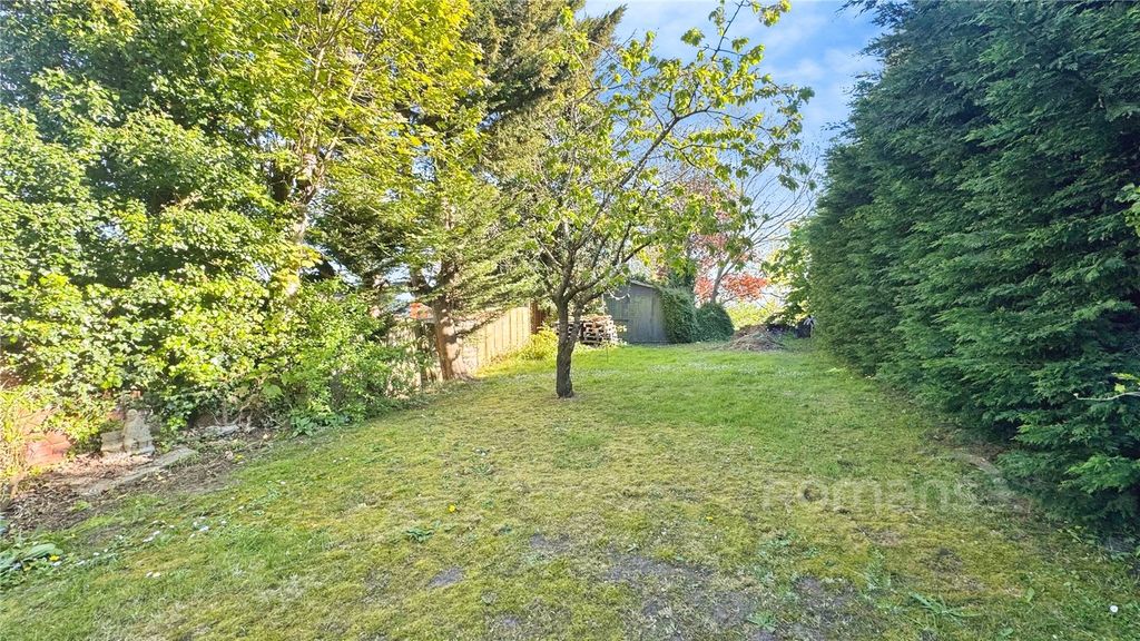 Property photo 3 of 21 Picture No. 02