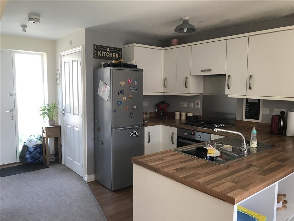 Property photo 2 of 7 Bedroom 1