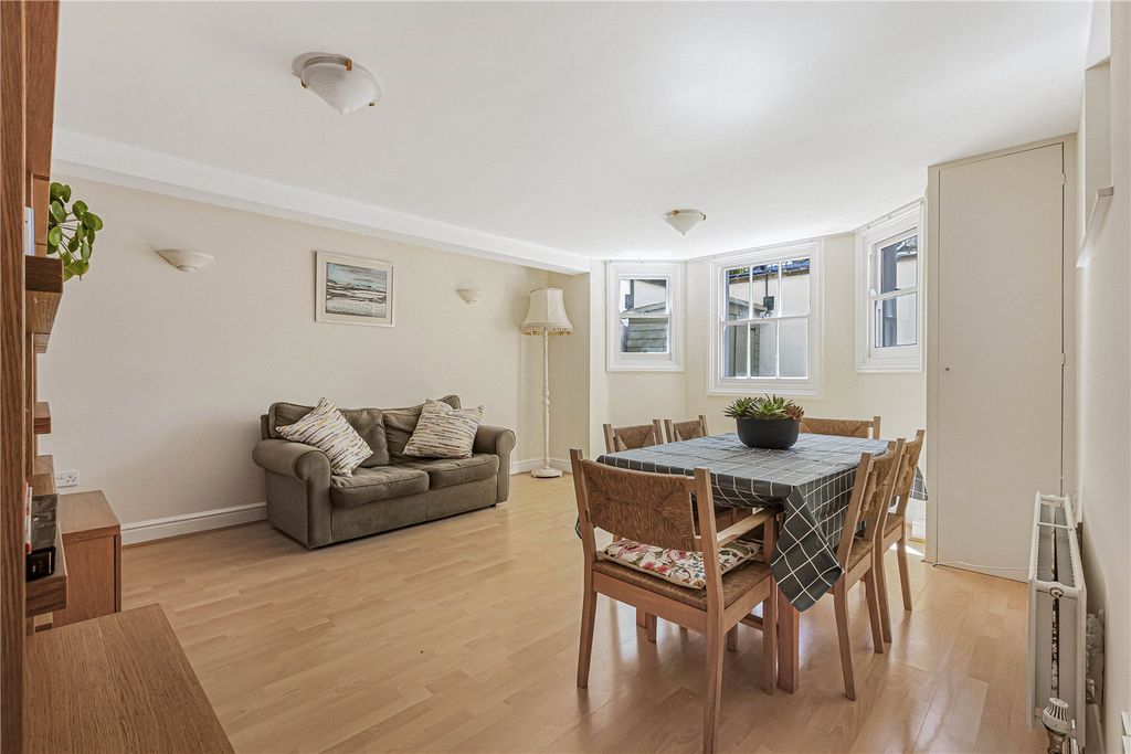 Property photo 1 of 10 Picture No. 32