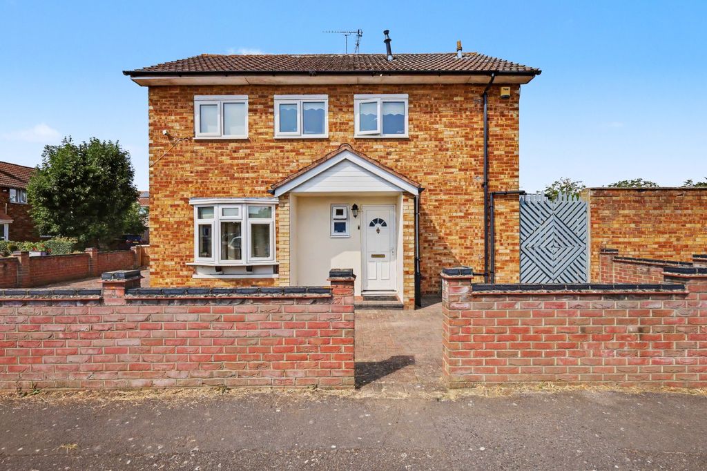 Property photo 1 of 12 5164230