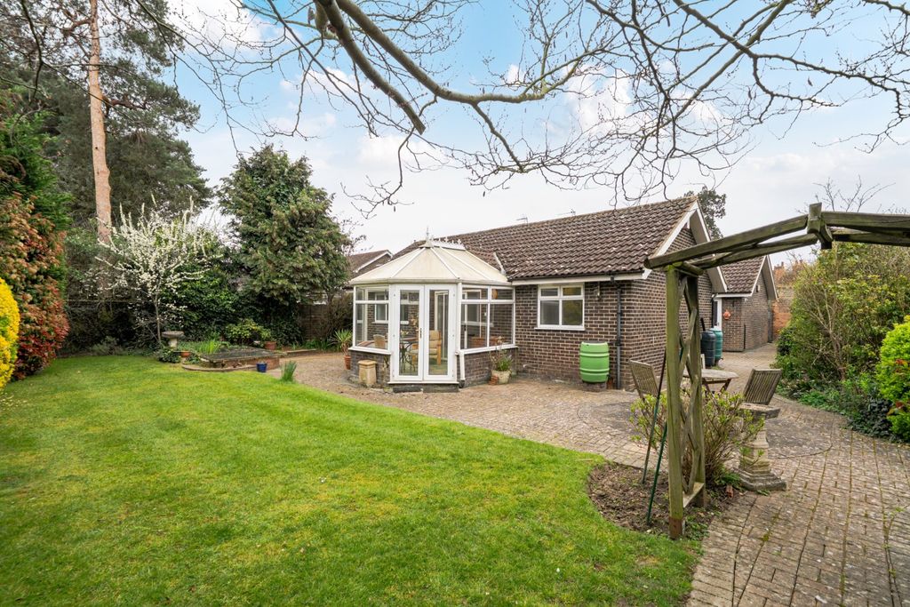 Property photo 2 of 17 Picture No. 66