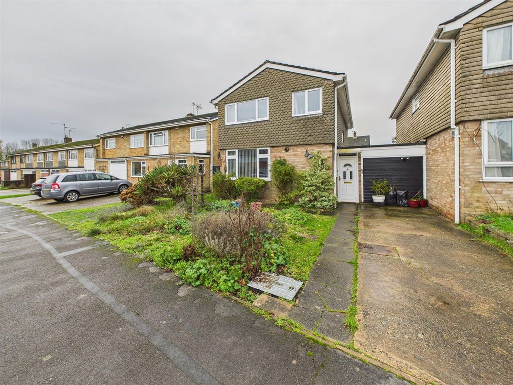 Property photo 1 of 12 Cam05510G0-Pr0115-Still013.Jpg