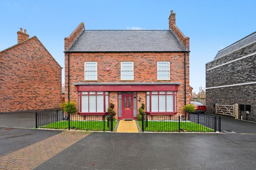 Property photo 1 of 24