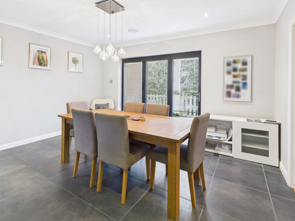 Property photo 3 of 22 Picture No. 15