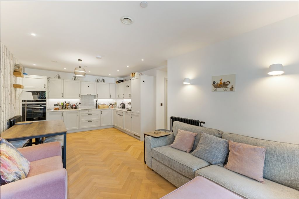 Property photo 1 of 21 99343_Flat-12-Cli...