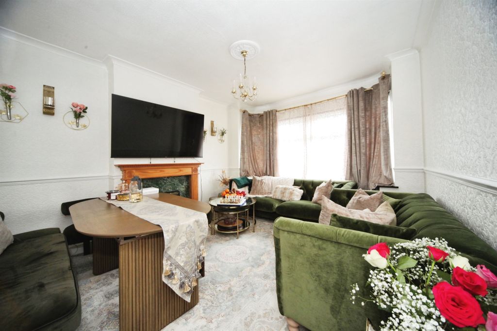 Property photo 2 of 16