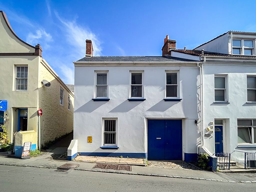 Property photo 1 of 2 Photo 0