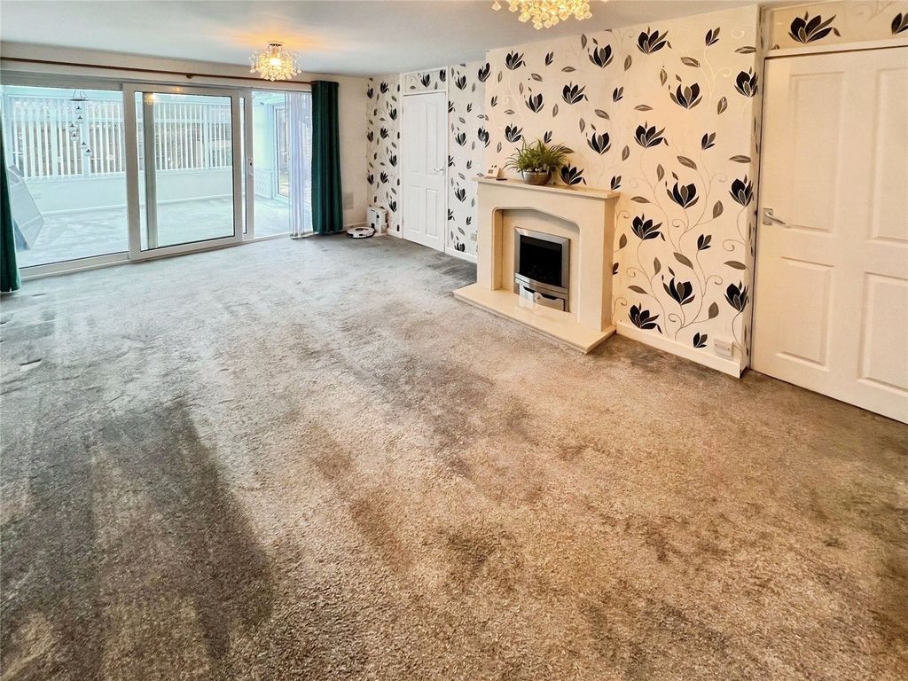 Property photo 2 of 14 Lounge Diner