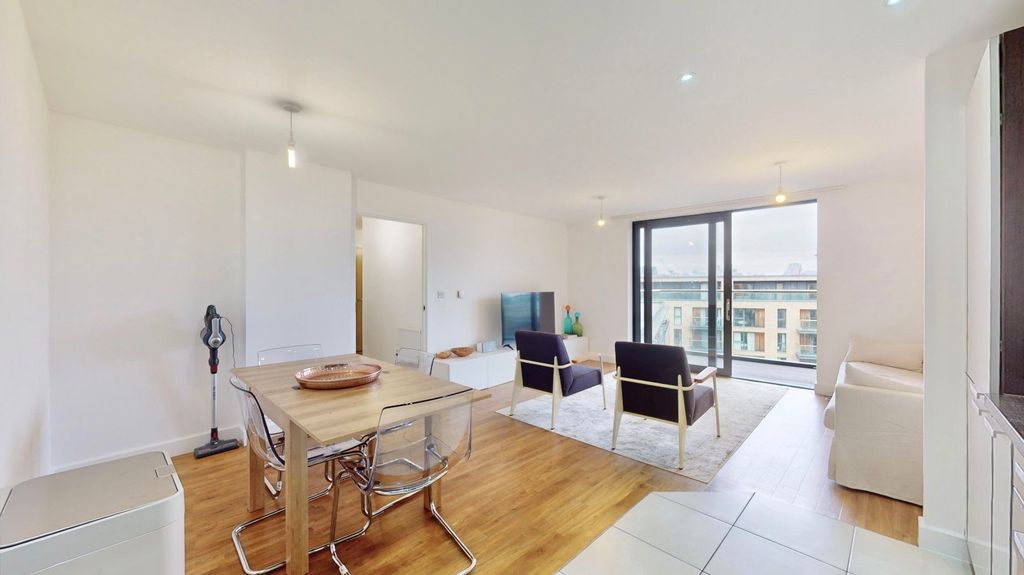 Property photo 1 of 14 Picture No. 05