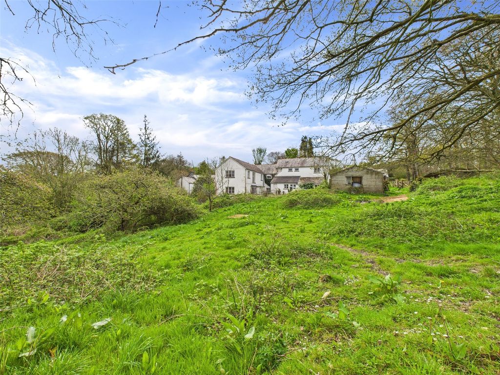 Property photo 2 of 35 Picture No. 19