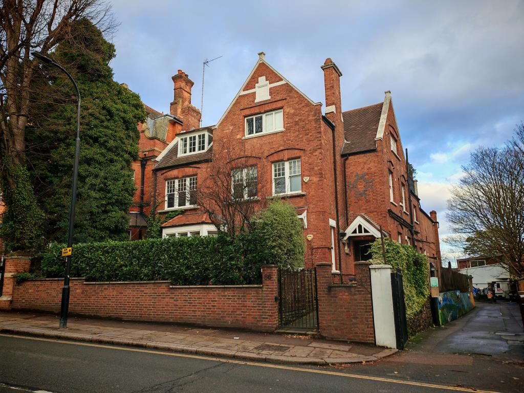 Property photo 1 of 11 External Front