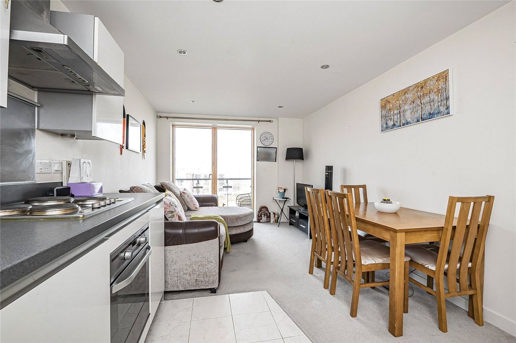 Property photo 1 of 10 Picture No. 05