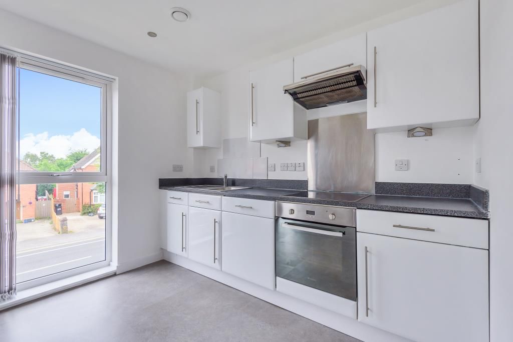 Property photo 1 of 10 Kitchen