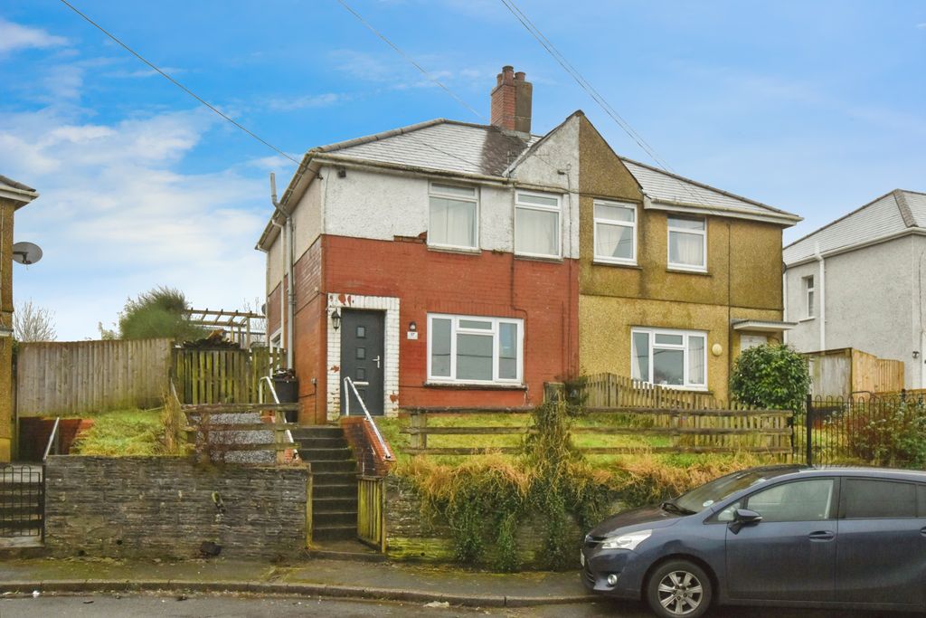 Property photo 1 of 17 Photography