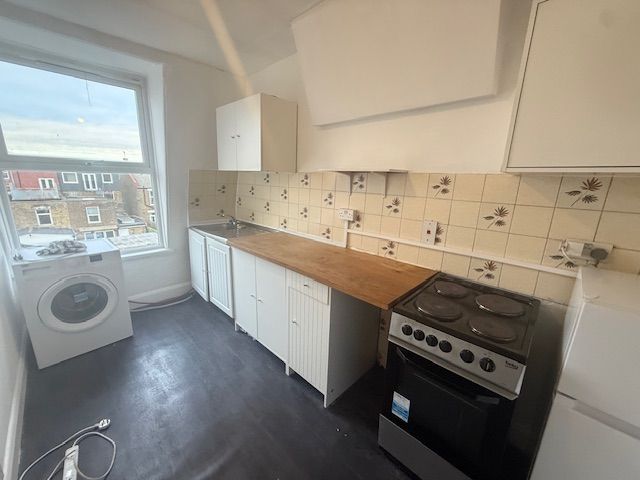 Property photo 3 of 4