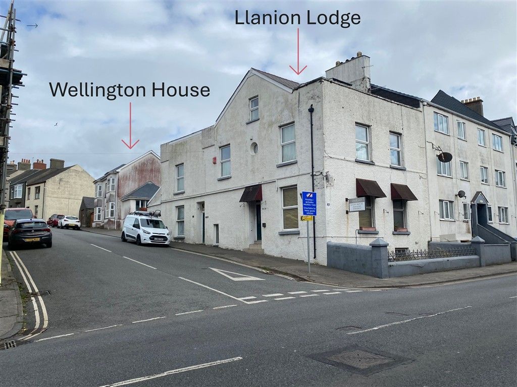 Property photo 1 of 5