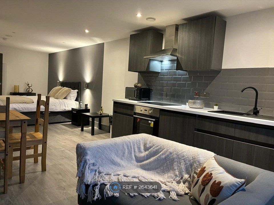 Property photo 1 of 3