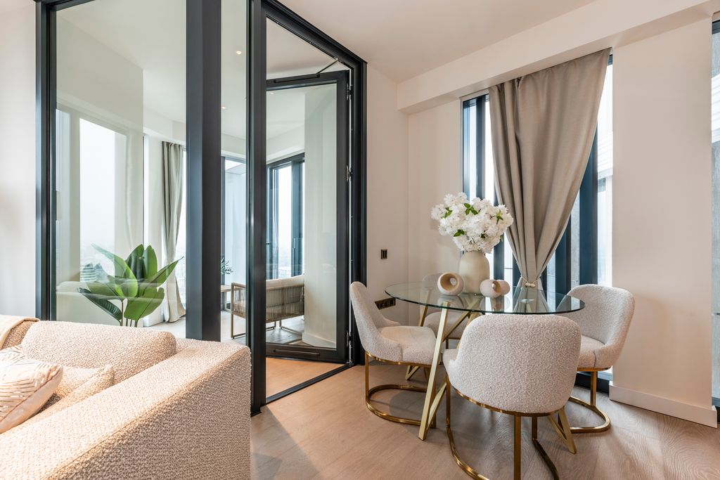 Property photo 3 of 24 Photo