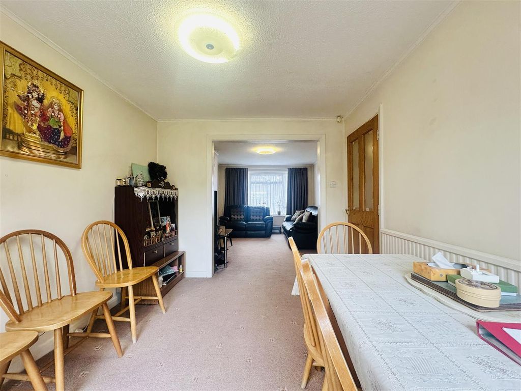 Property photo 3 of 12 Dining Room