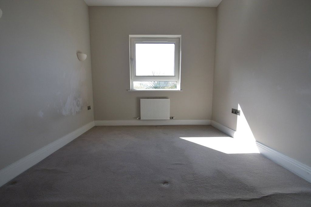 Property photo 3 of 7 Bedroom 2