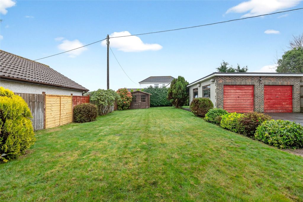 Property photo 2 of 21 Picture No. 16