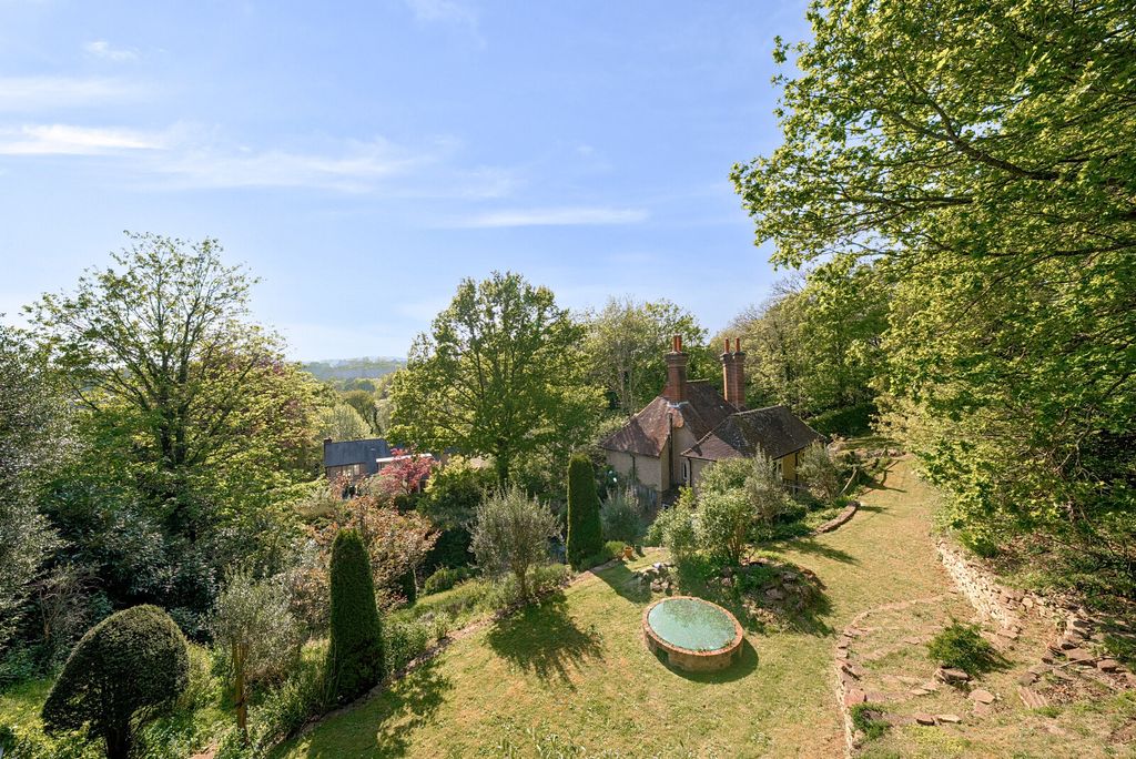 Property photo 2 of 14 1451003-9-69Ef908...