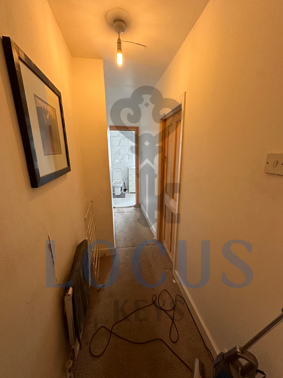 Property photo 2 of 13 Lobby