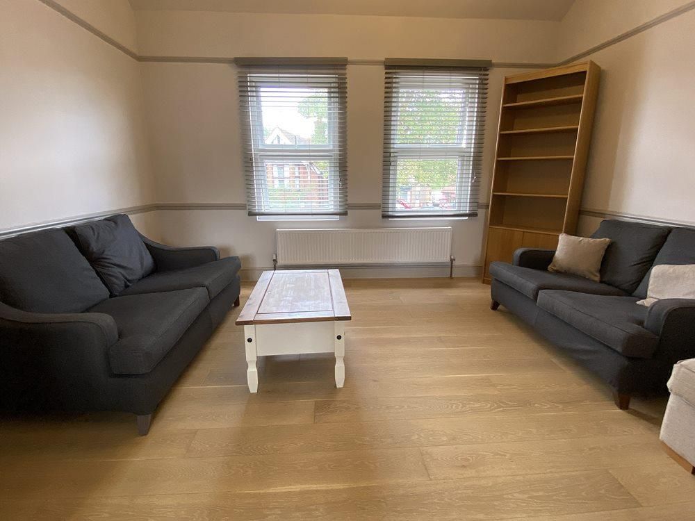 Property photo 2 of 9 Sitting Area.Jpg