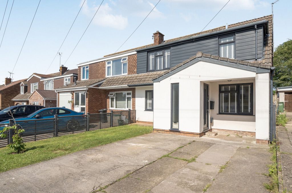 Property photo 1 of 19