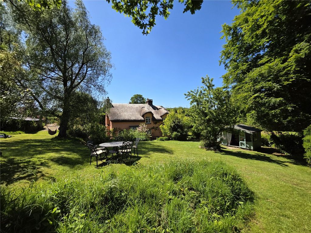 Property photo 1 of 29 Picture No. 04