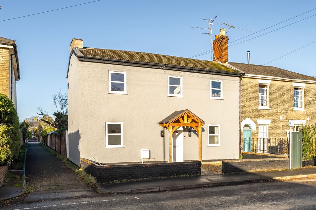 Property photo 1 of 14