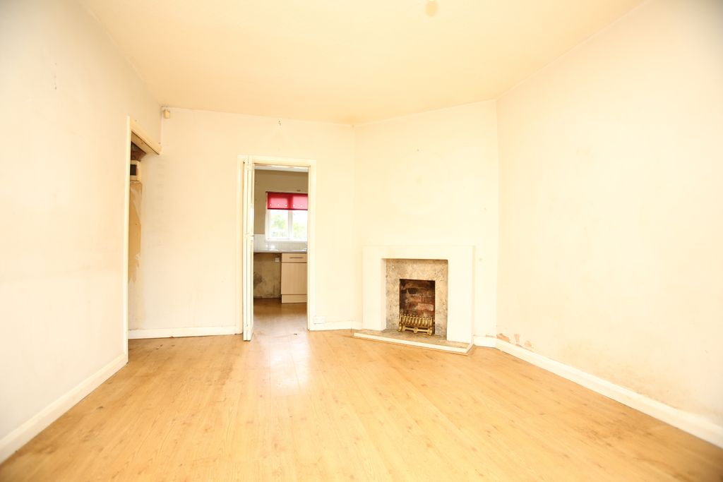 Property photo 2 of 11 593A3179