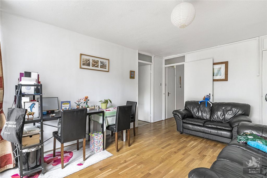 Property photo 3 of 11 Reception Room