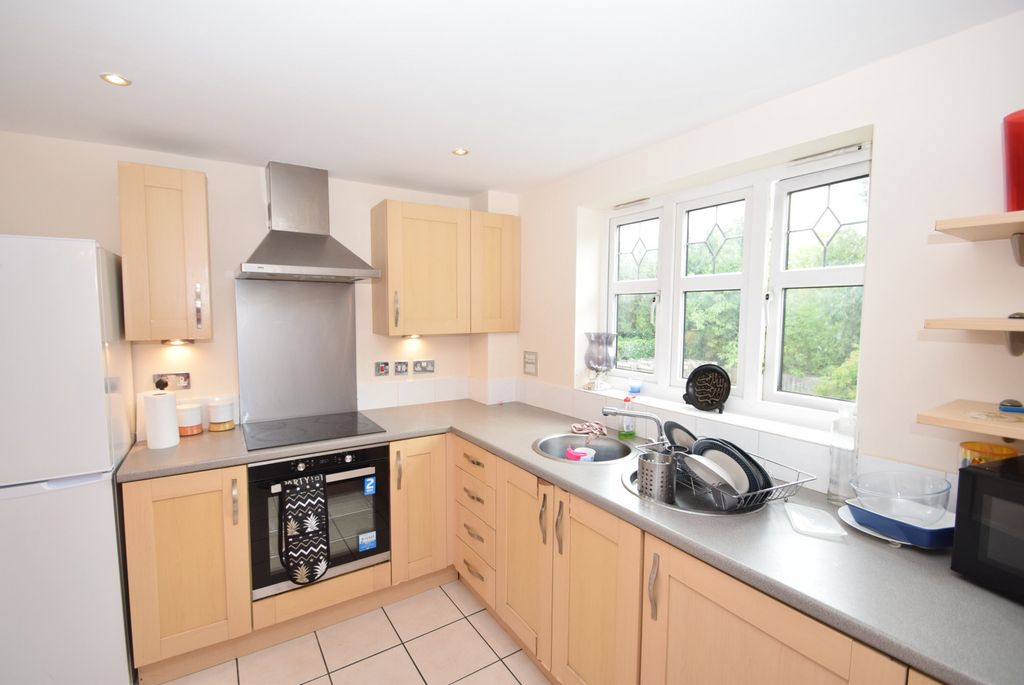 Property photo 2 of 8 Gallery