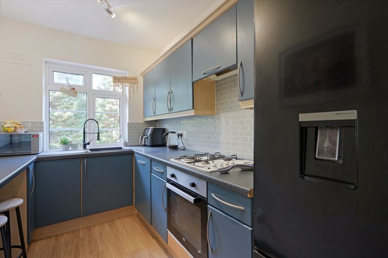 Property photo 3 of 34 Kitchen