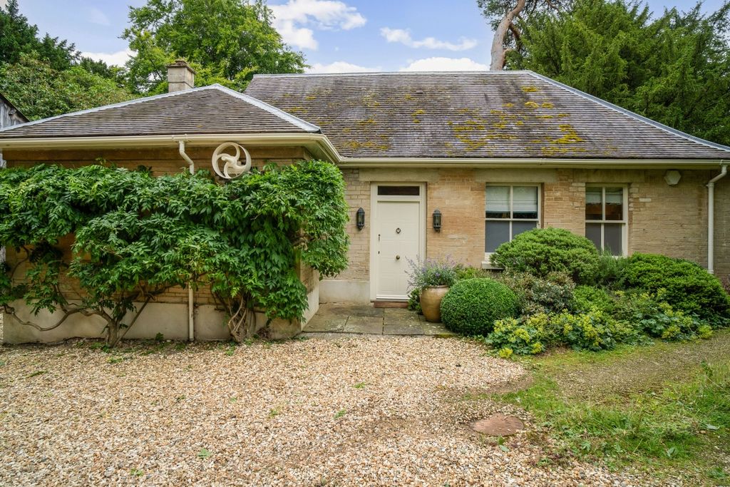 Property photo 1 of 21