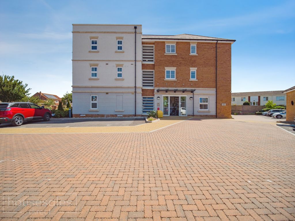 Property photo 1 of 19