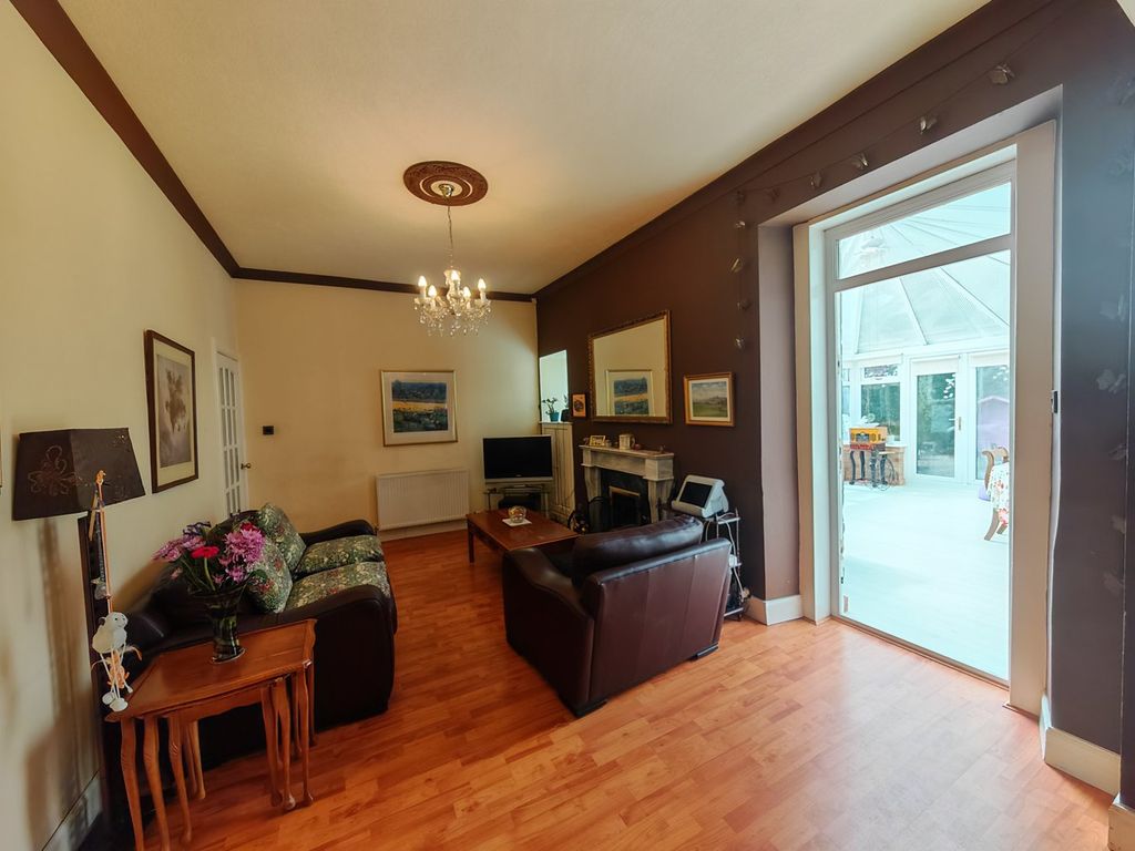 Property photo 2 of 44